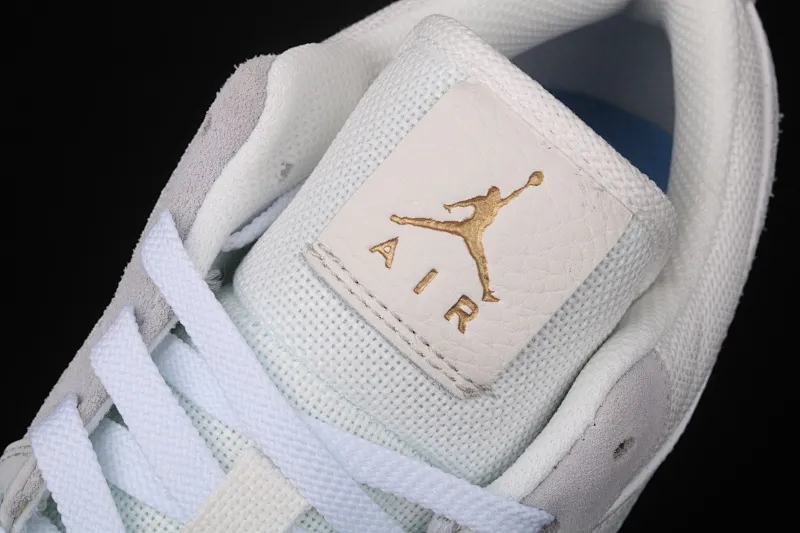 All Categories Air Jordan Jordan Series Basketball Shoes Air Jordan 1 Low New Version Air Jordan 1 Low AJ1 Joe 1 Low Top Leather Cultural and Leisure Sports Shoes CV3043-100